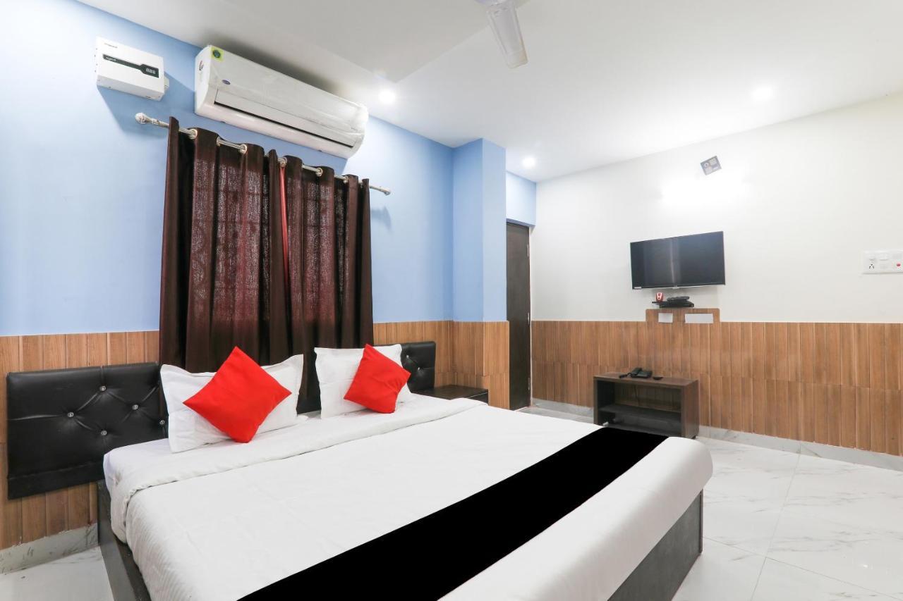 Super Oyo Capital O 78105 Hotel Figtree Premier ปัฏนา ภายนอก รูปภาพ