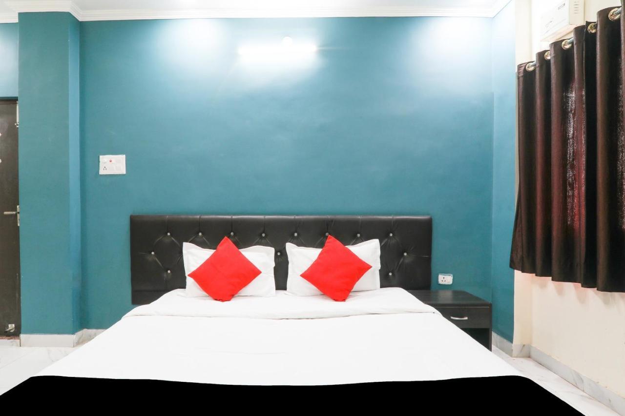 Super Oyo Capital O 78105 Hotel Figtree Premier ปัฏนา ภายนอก รูปภาพ